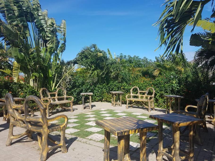 Richmond - Heroes Villa, Ac, Security, Access To Pool, Playground & Private Beach - Welcome Breakfast Basket Luaran gambar