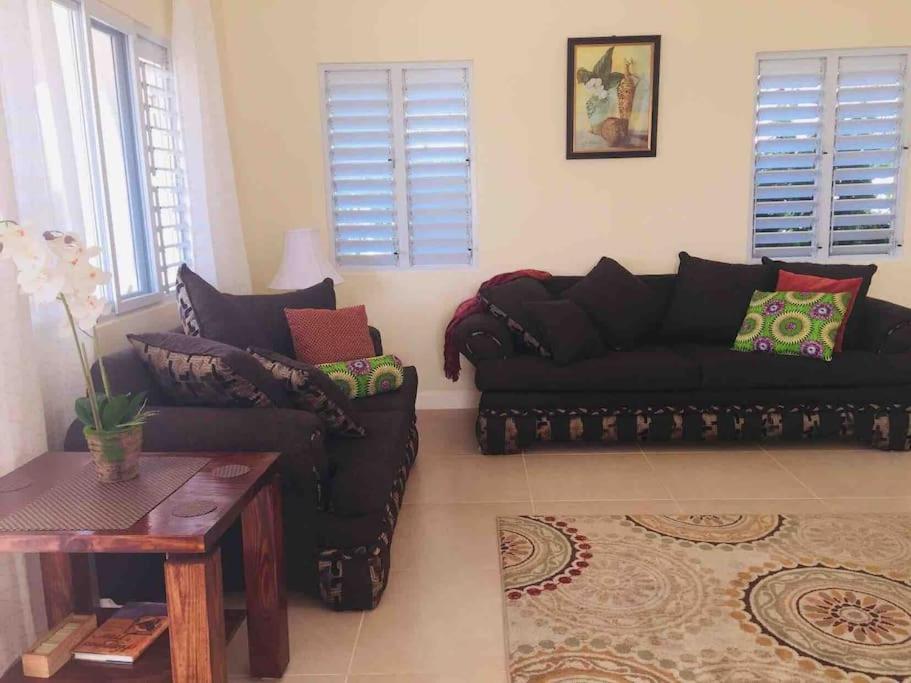 Richmond - Heroes Villa, Ac, Security, Access To Pool, Playground & Private Beach - Welcome Breakfast Basket Luaran gambar
