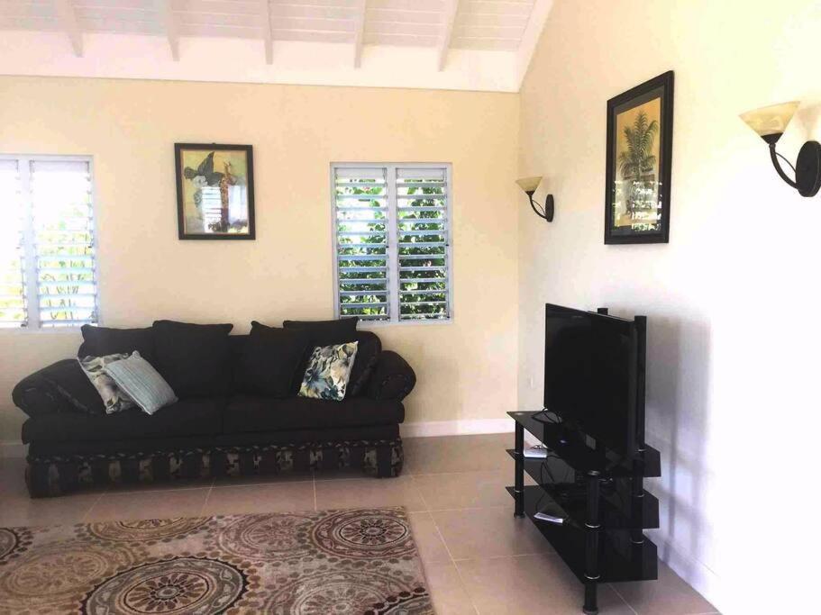 Richmond - Heroes Villa, Ac, Security, Access To Pool, Playground & Private Beach - Welcome Breakfast Basket Luaran gambar