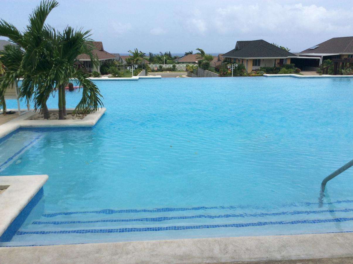 Richmond - Heroes Villa, Ac, Security, Access To Pool, Playground & Private Beach - Welcome Breakfast Basket Luaran gambar