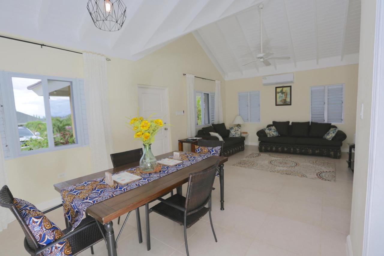 Richmond - Heroes Villa, Ac, Security, Access To Pool, Playground & Private Beach - Welcome Breakfast Basket Luaran gambar